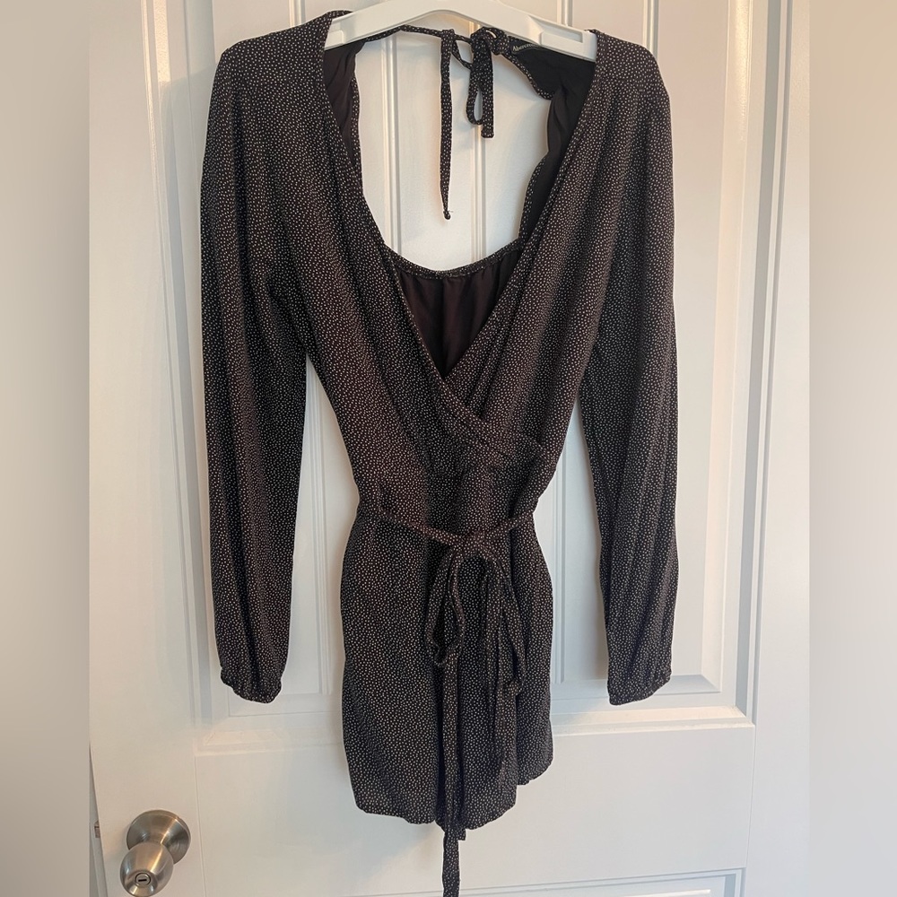 Abercrombie and Fitch Long Sleeve Polkadot Romper size Small